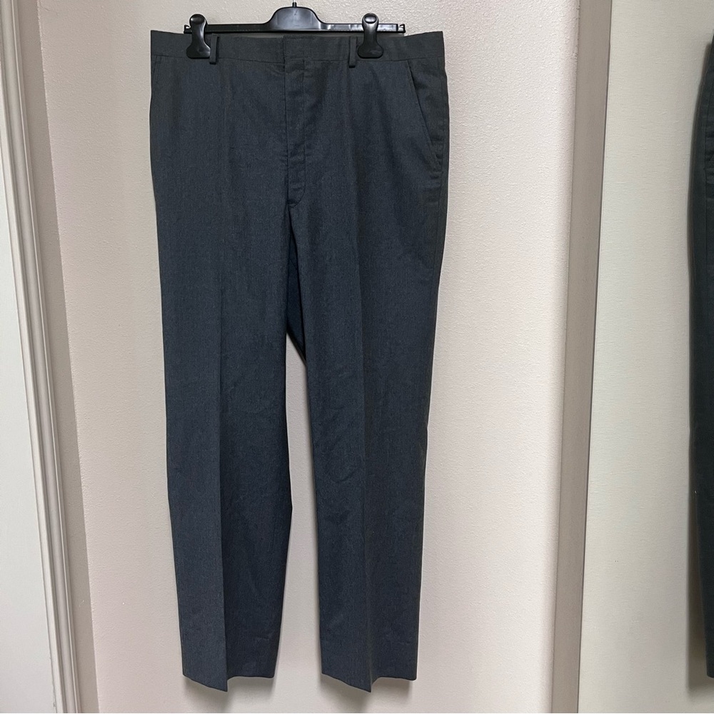 Hart Schaffner Marx Raquet Club Men’s Dress Pants 38 x 32 Gray Pure Virgin Wool